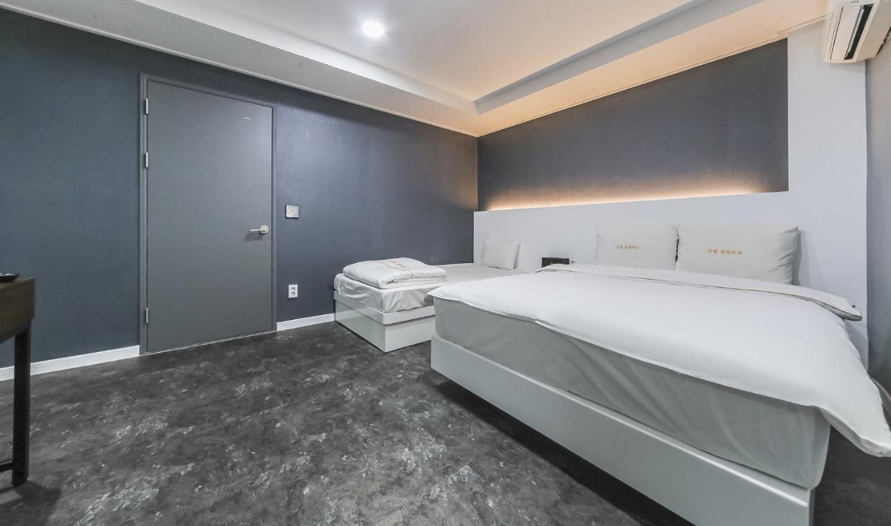 Hotel Valentine Gyeongju Exterior photo