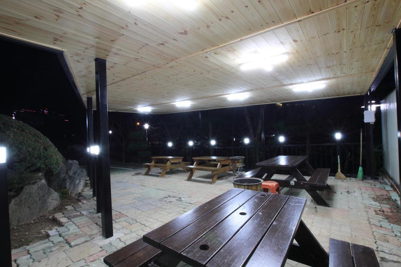 Hotel Valentine Gyeongju Exterior photo