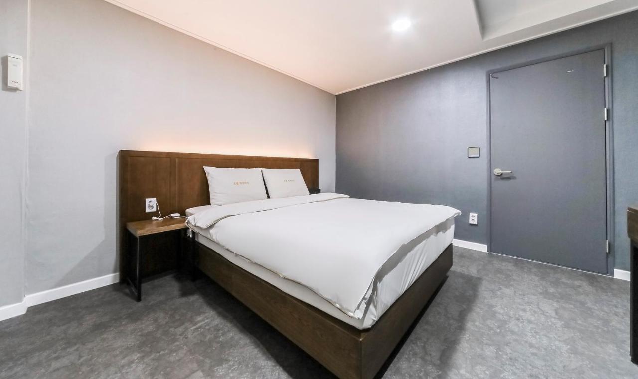Hotel Valentine Gyeongju Exterior photo